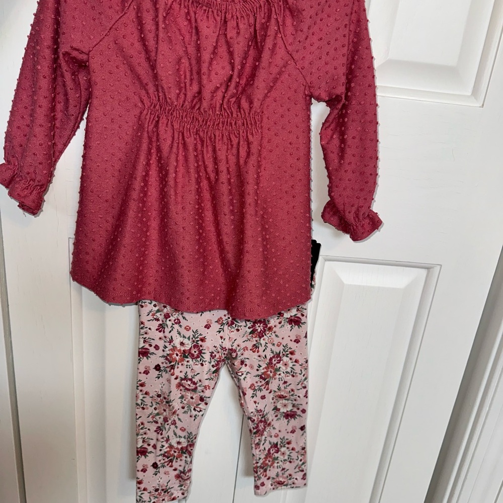 Pink Textured Top and Floral Leggings Set